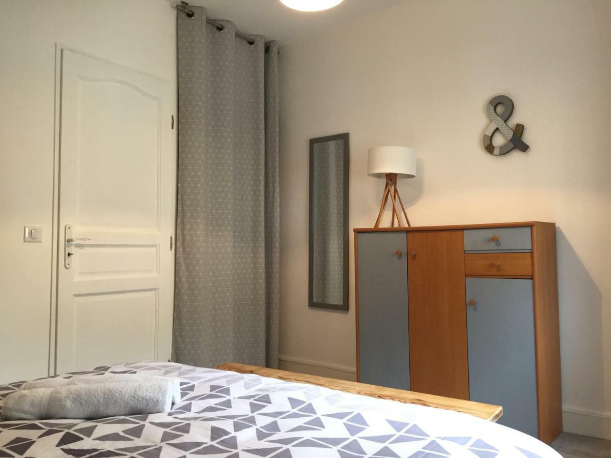 A 30 M Du Coeur De La Rue Des Bains Villa Trouville-sur-Mer Exterior photo